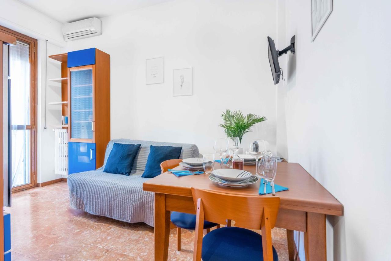 Ferienwohnung Zona Navigli - Smart House Con Tv 50 E Fast Wifi Mailand Exterior foto